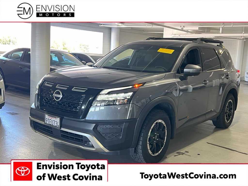 2025 Nissan Pathfinder Rock Creek — photo 1 of 14