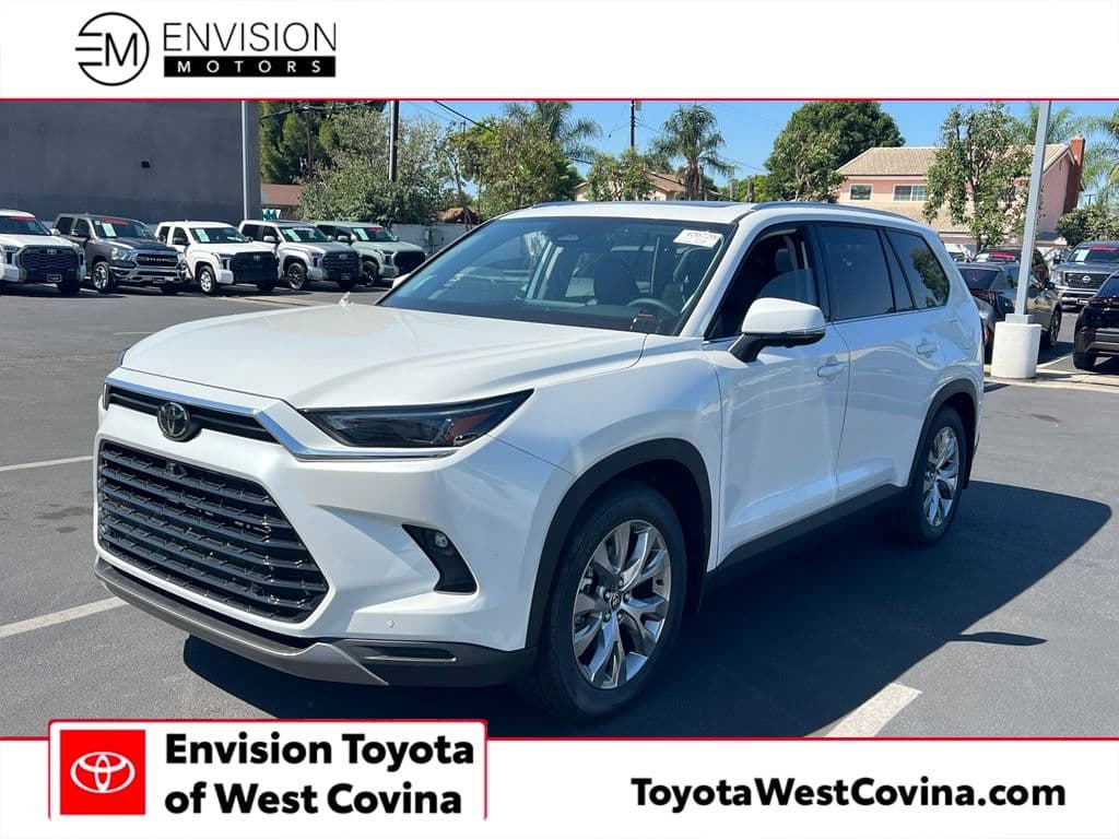 2026 Toyota Grand Highlander Limited — photo 1 of 11