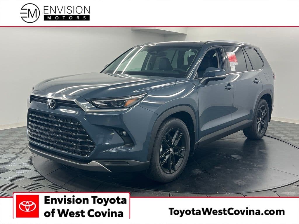 2026 Toyota Grand Highlander Platinum — photo 1 of 13