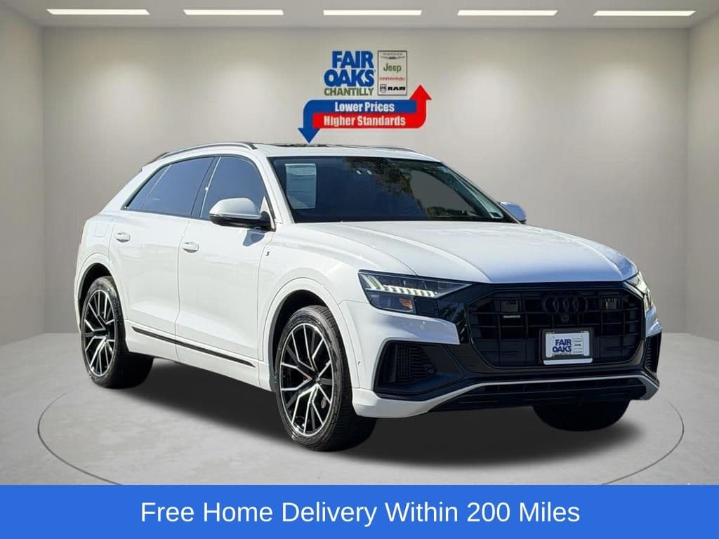 2021 Audi Q8 Prestige — photo 1 of 34