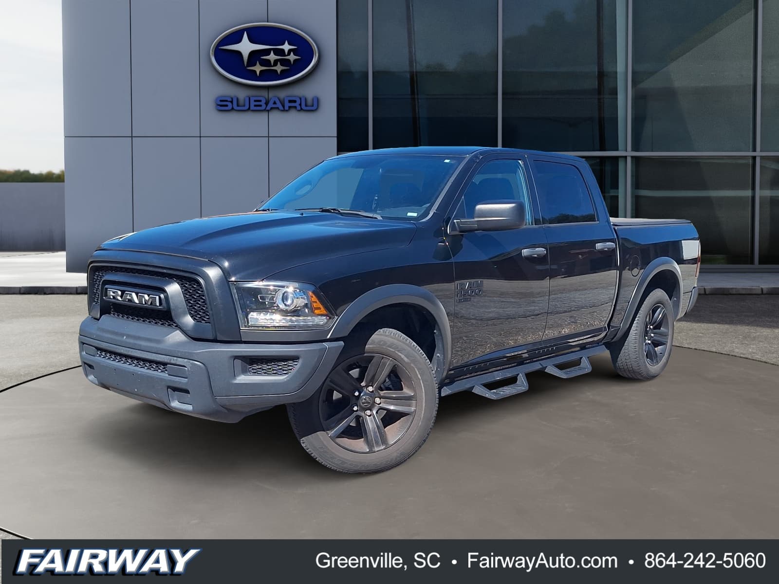 2024 RAM 1500 Classic SLT — photo 1 of 9