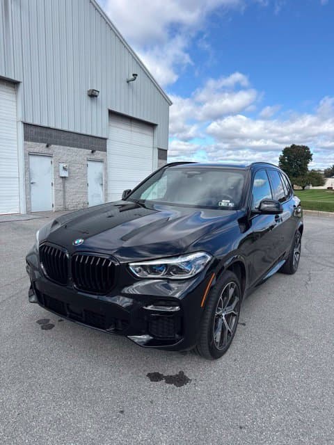2023 BMW X5 M50i — photo 1 of 22