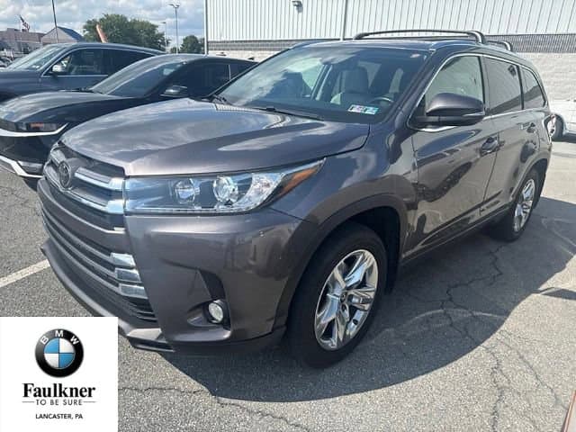 2018 Toyota Highlander Limited — photo 1 of 29
