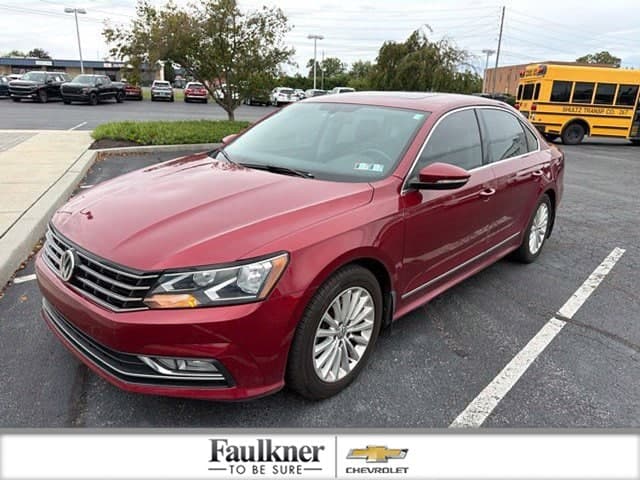 2016 Volkswagen Passat 1.8T SE — photo 1 of 18