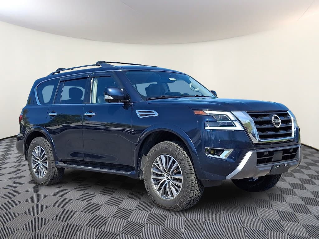 2023 Nissan Armada SL — photo 1 of 35