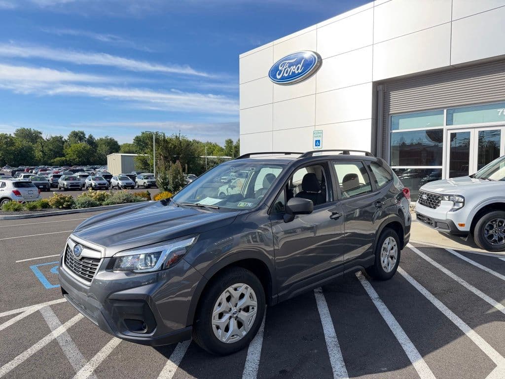 2020 Subaru Forester Base — photo 1 of 12