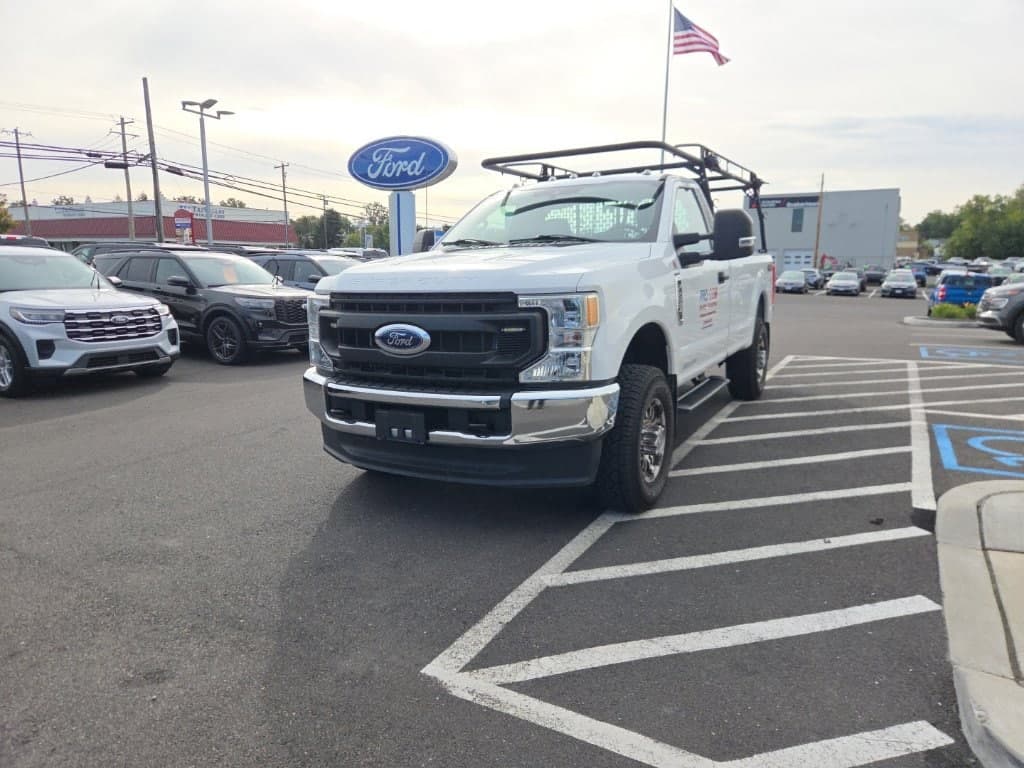2022 Ford Super Duty F-250 SRW XL — photo 1 of 10