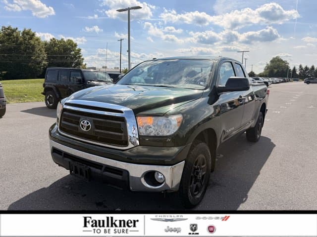 2012 Toyota Tundra 4WD Truck Base — photo 1 of 3