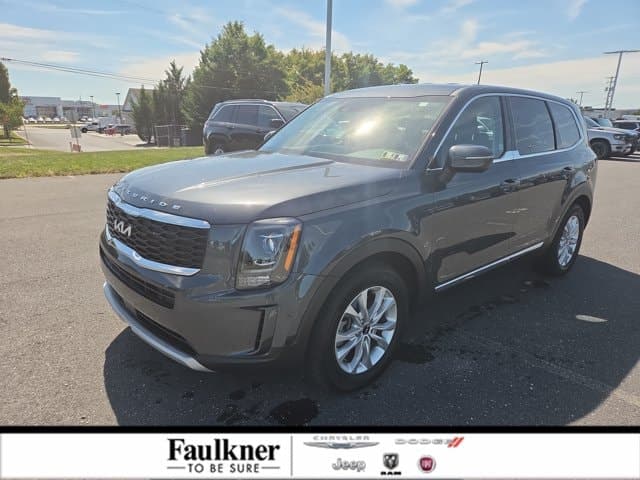 2022 Kia Telluride LX — photo 1 of 28