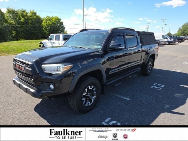 2016 Toyota Tacoma SR — photo 1 of 31