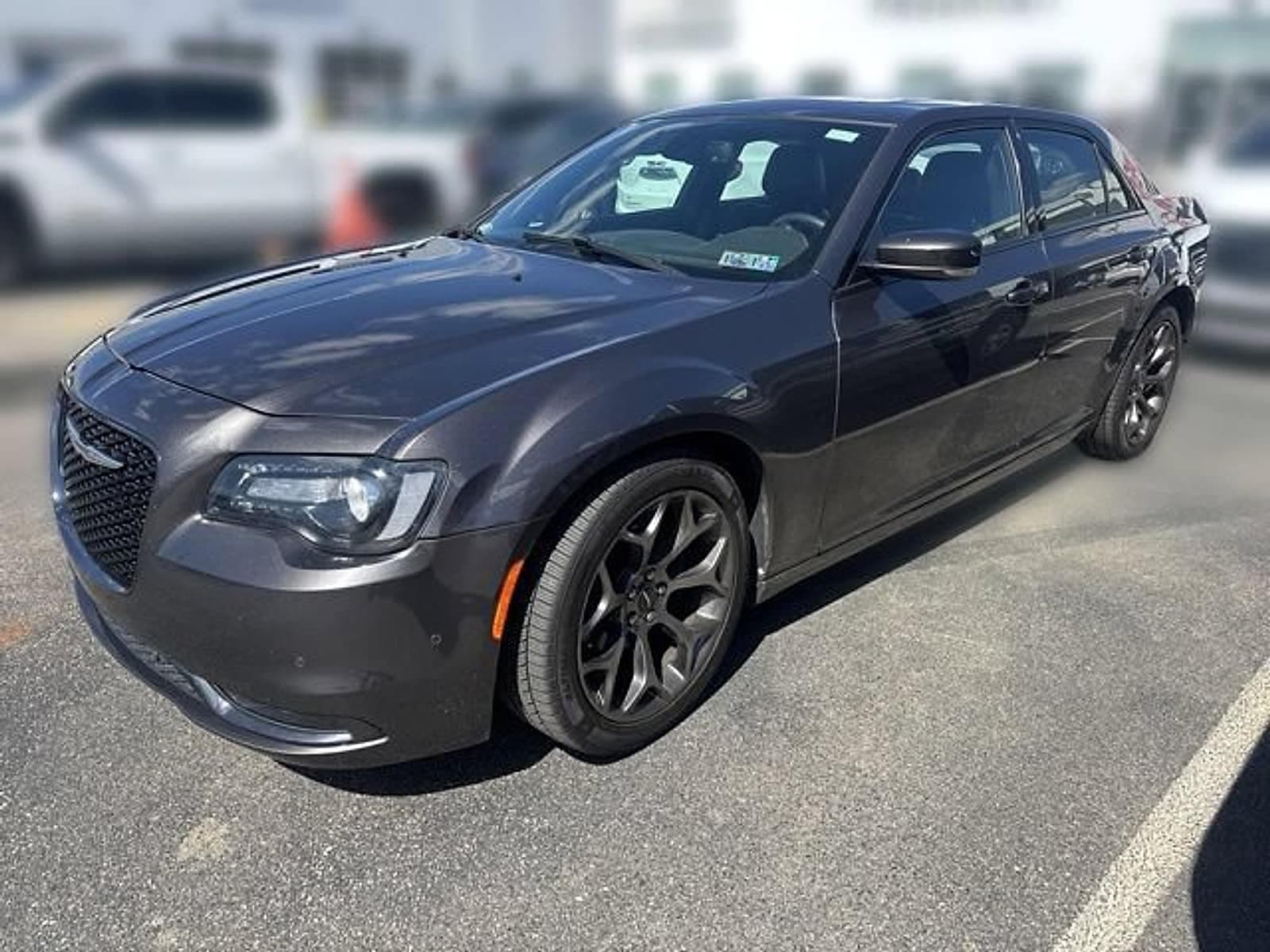2018 Chrysler 300 300S — photo 1 of 10