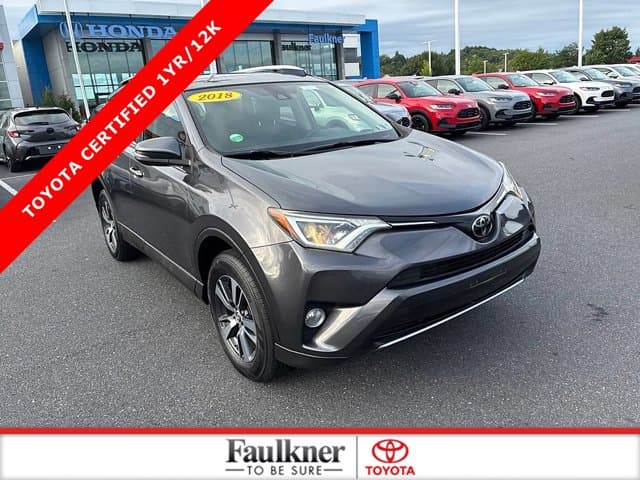 2018 Toyota RAV4 XLE — photo 1 of 33