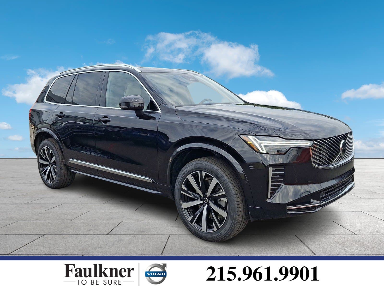 2027 Volvo XC90 Core — photo 1 of 21