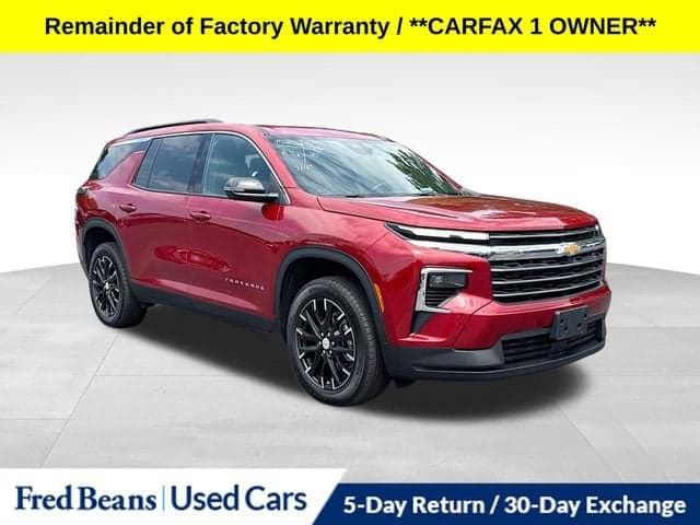 2026 Chevrolet Traverse AWD LT — photo 1 of 42