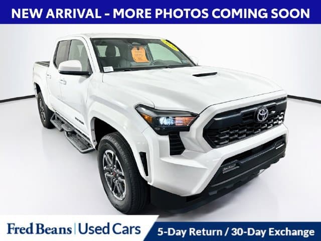2024 Toyota Tacoma 4WD SR5 — photo 1 of 41