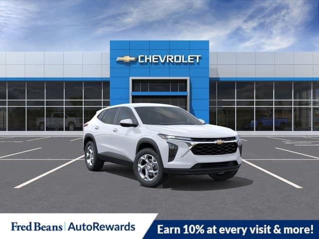 2026 Chevrolet Trax LS — photo 1 of 34