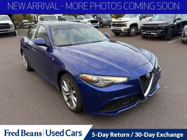 2023 Alfa Romeo Giulia Ti — photo 1 of 22