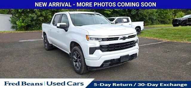 2022 Chevrolet Silverado 1500 RST — photo 1 of 19