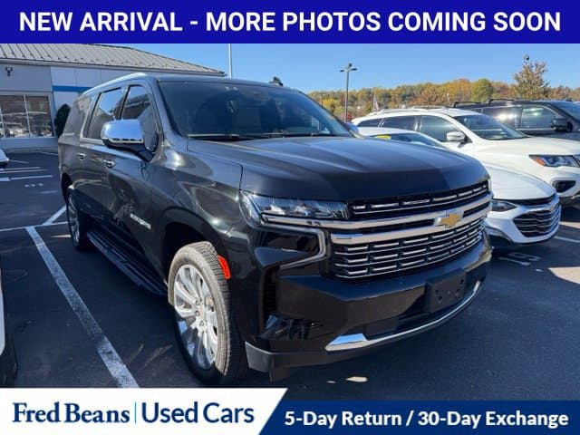 2024 Chevrolet Suburban Premier — photo 1 of 20