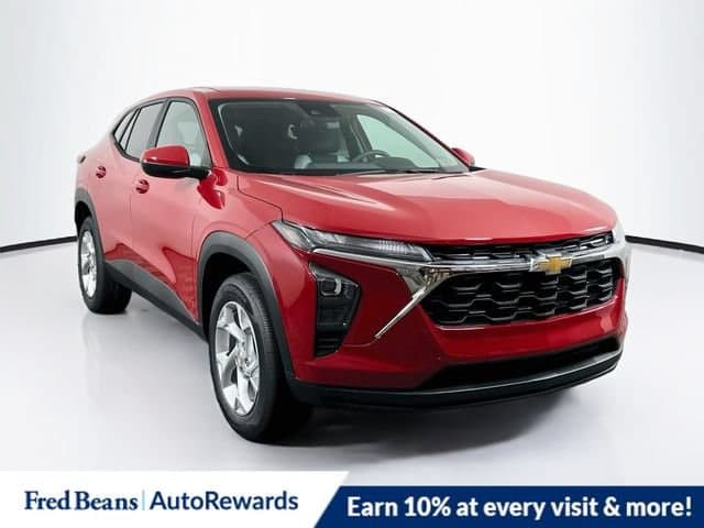 2026 Chevrolet Trax LS — photo 1 of 34