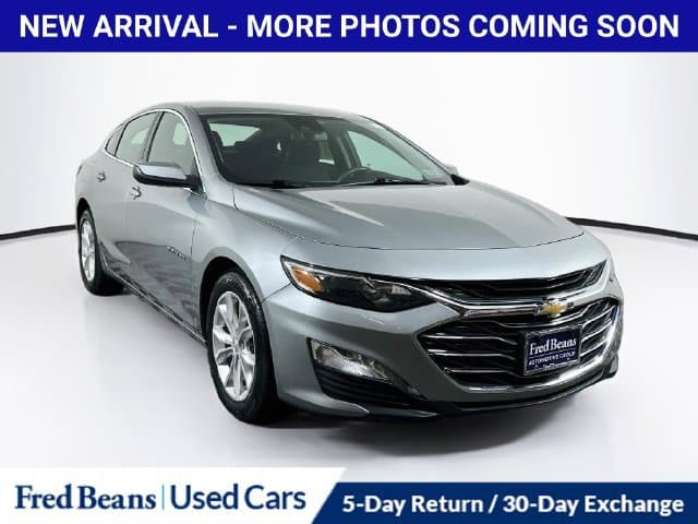 2024 Chevrolet Malibu 1LT — photo 1 of 38