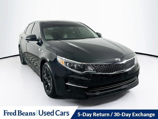 2018 Kia Optima EX — photo 1 of 37