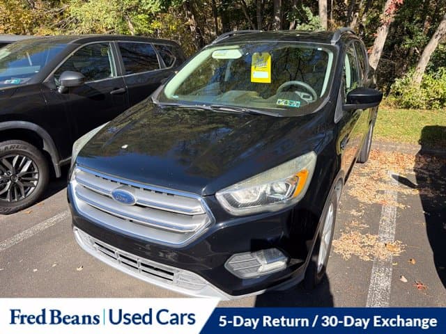 2017 Ford Escape SE — photo 1 of 32