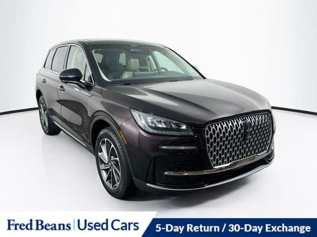 2023 Lincoln Corsair Standard — photo 1 of 38