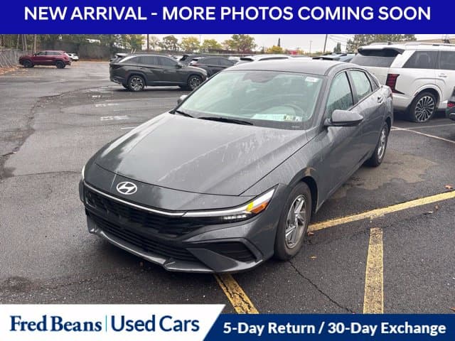 2024 Hyundai Elantra SE — photo 1 of 13