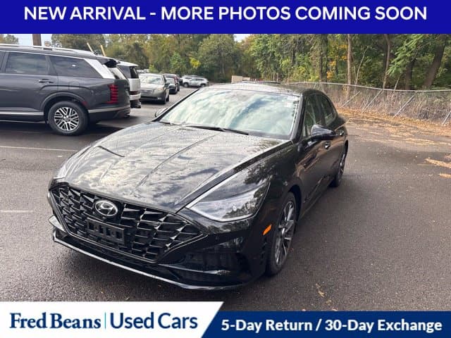 2023 Hyundai Sonata Limited — photo 1 of 13