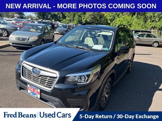 2019 Subaru Forester Premium — photo 1 of 12