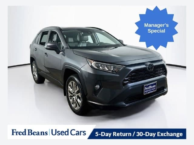 2021 Toyota RAV4 XLE Premium — photo 1 of 31