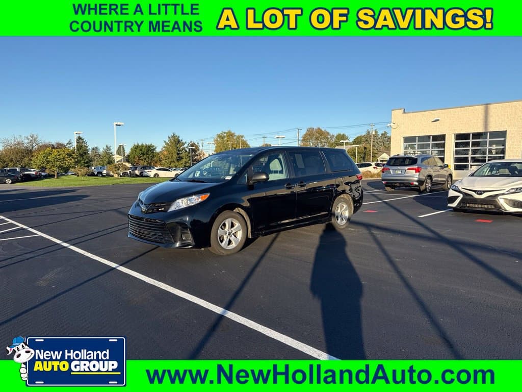 2020 Toyota Sienna L — photo 1 of 14