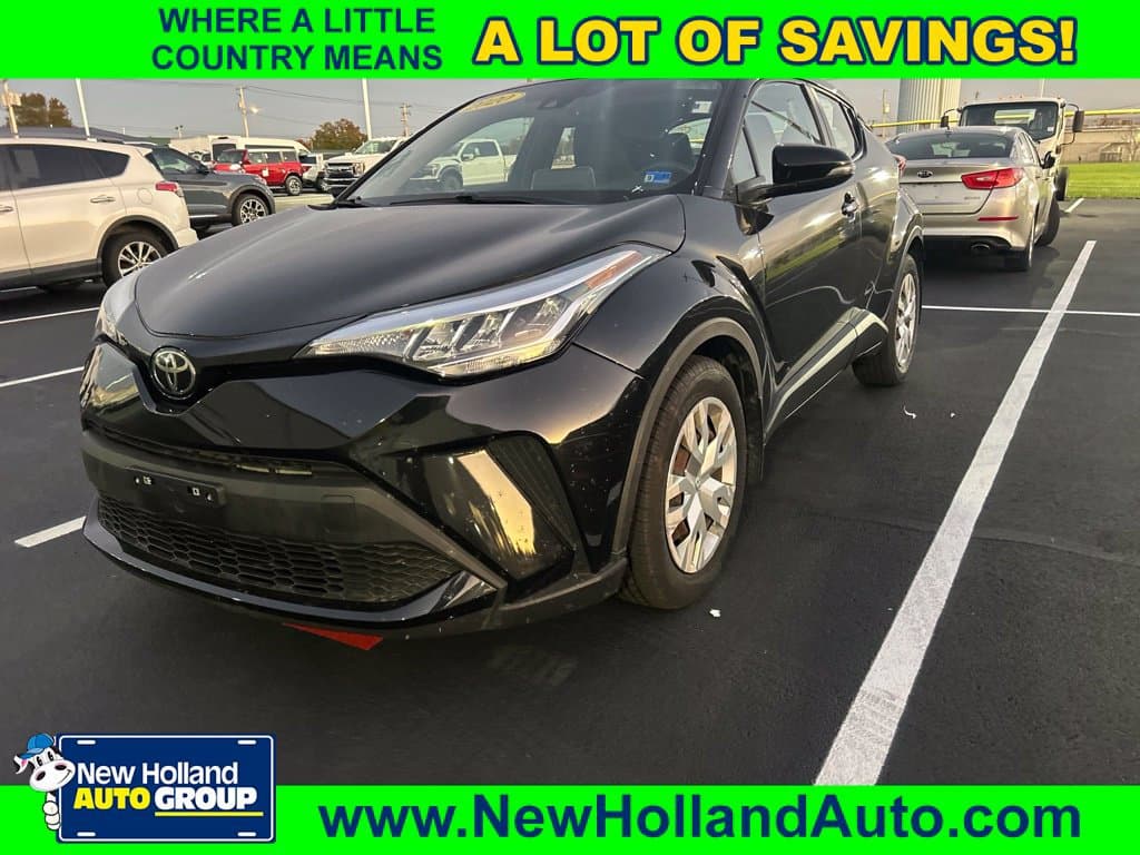 2020 Toyota C-HR LE — photo 1 of 12