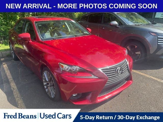 2015 Lexus IS 250 — photo 1 of 16