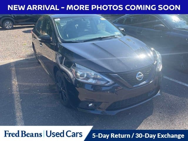 2018 Nissan Sentra SR — photo 1 of 14