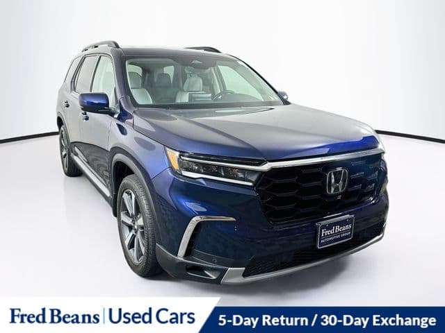 2024 Honda Pilot Touring — photo 1 of 41