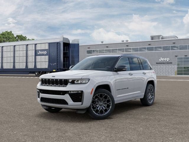 2026 Jeep Grand Cherokee Summit — photo 1 of 26