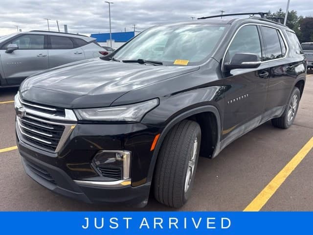 2023 Chevrolet Traverse LT Cloth — photo 1 of 5