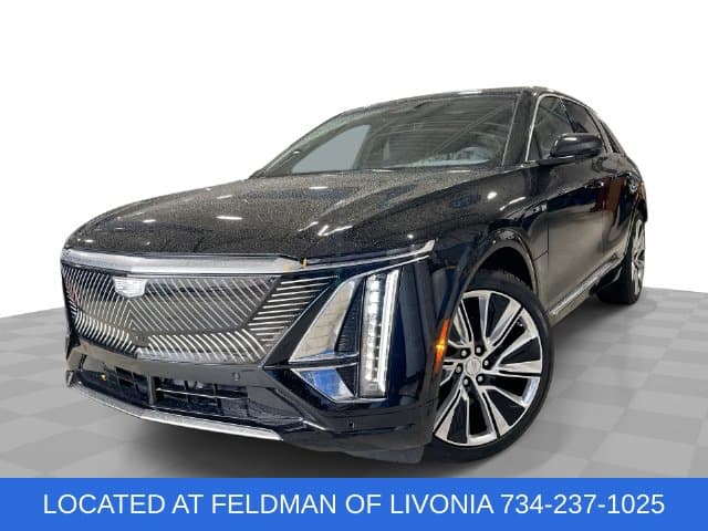 2024 Cadillac LYRIQ Luxury — photo 1 of 38
