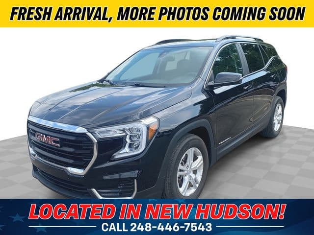 2023 GMC Terrain SLE — photo 1 of 14
