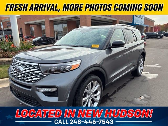 2023 Ford Explorer Platinum — photo 1 of 5