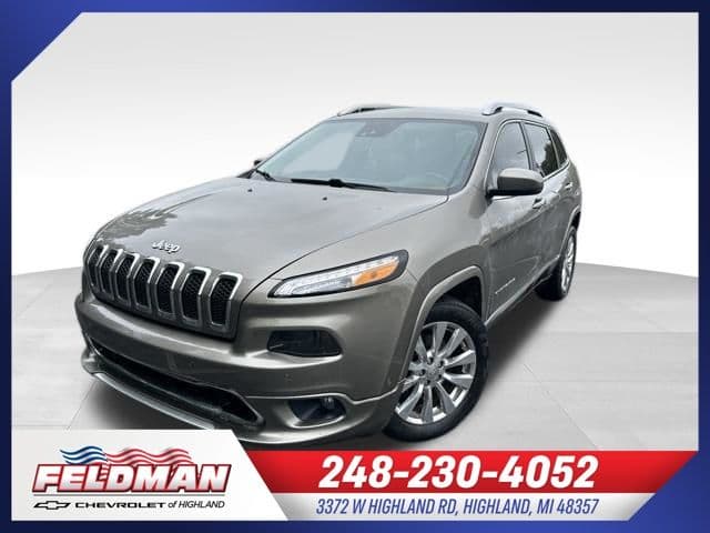 2017 Jeep Cherokee Overland — photo 1 of 8