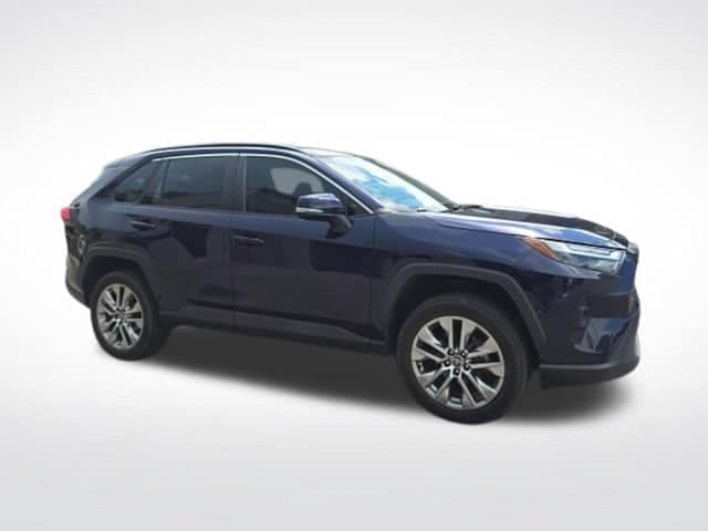 2023 Toyota RAV4 XLE Premium — photo 1 of 18