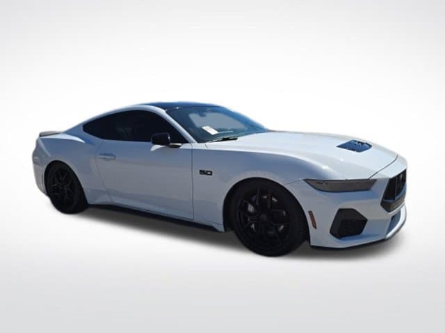 2024 Ford Mustang GT — photo 1 of 23