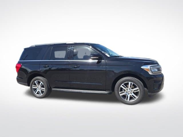 2024 Ford Expedition XLT — photo 1 of 24