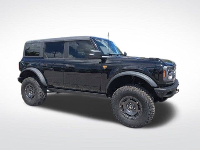 2024 Ford Bronco Badlands — photo 1 of 15