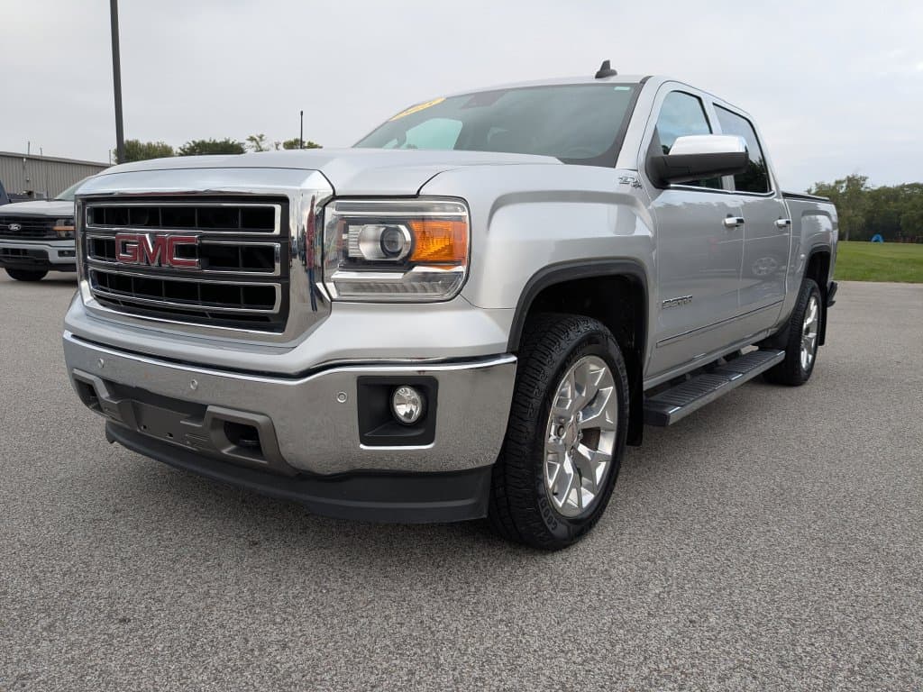 2015 GMC Sierra 1500 SLT — photo 1 of 42