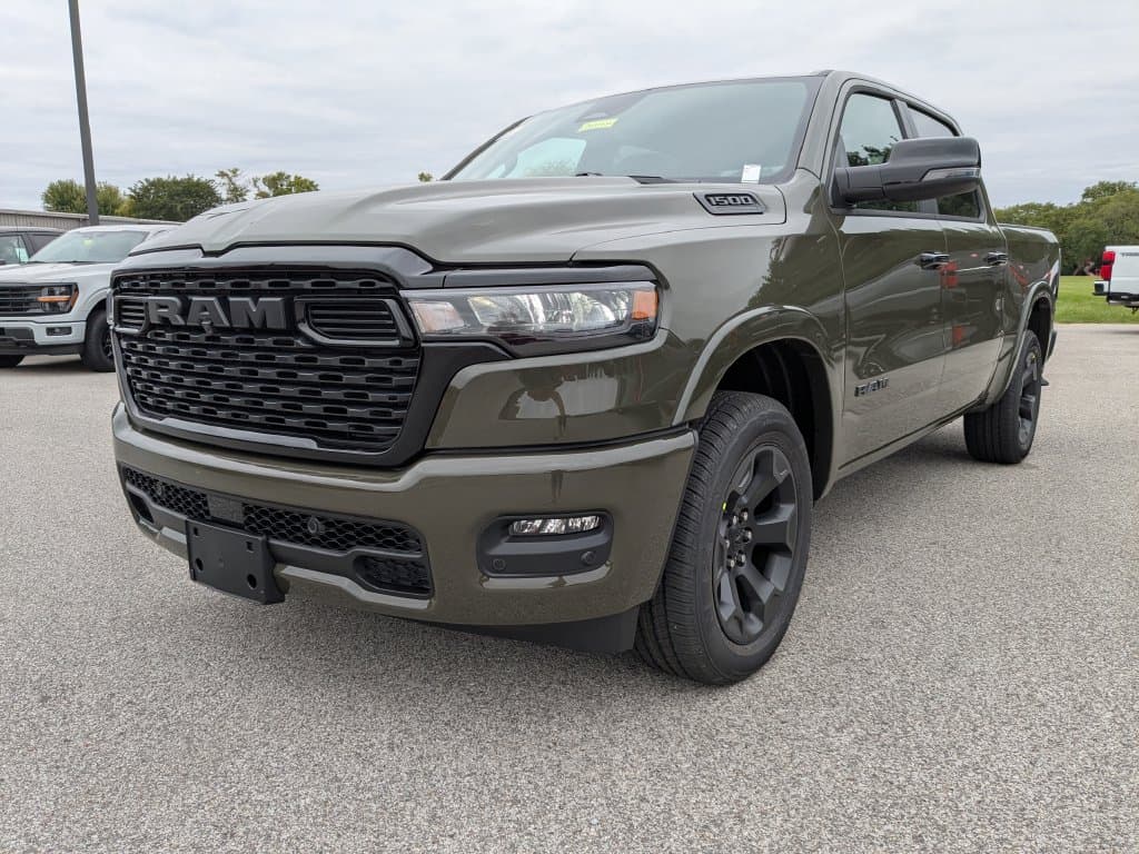 2027 RAM 1500 Big Horn — photo 1 of 43
