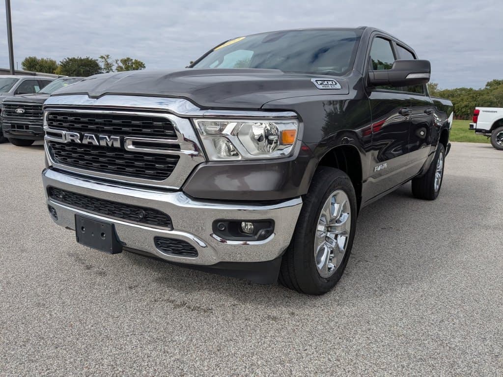 2022 RAM 1500 Base — photo 1 of 44